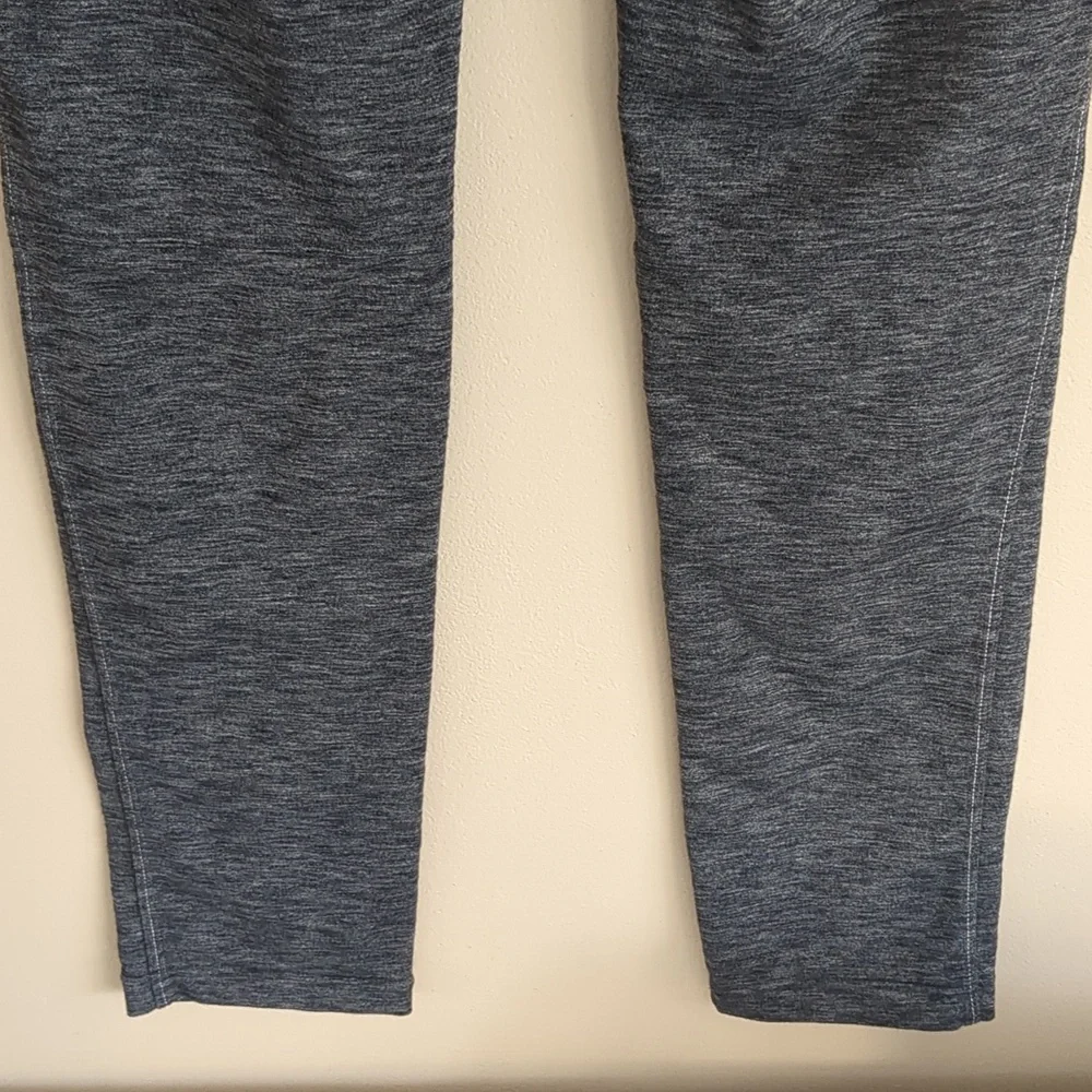 10 Short Kuhl Gray Pull On Style Stretchy Activewear Pants - Picture 9 of 15